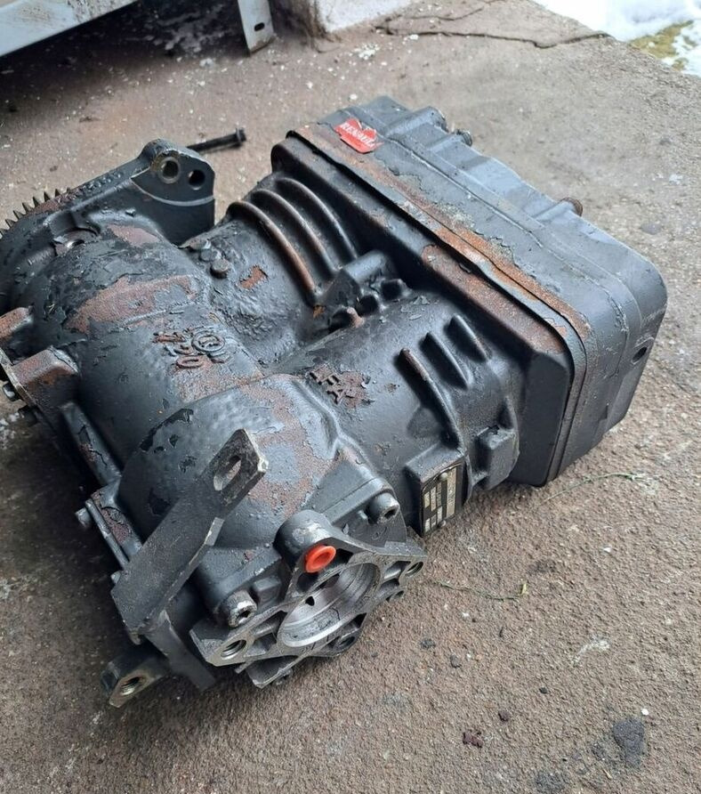 Volvo FL FE truck - Compressor, sistema de ar comprimido por Camião: foto 1 Volvo FL FE truck - Compressor, sistema de ar comprimido por Camião: foto 1