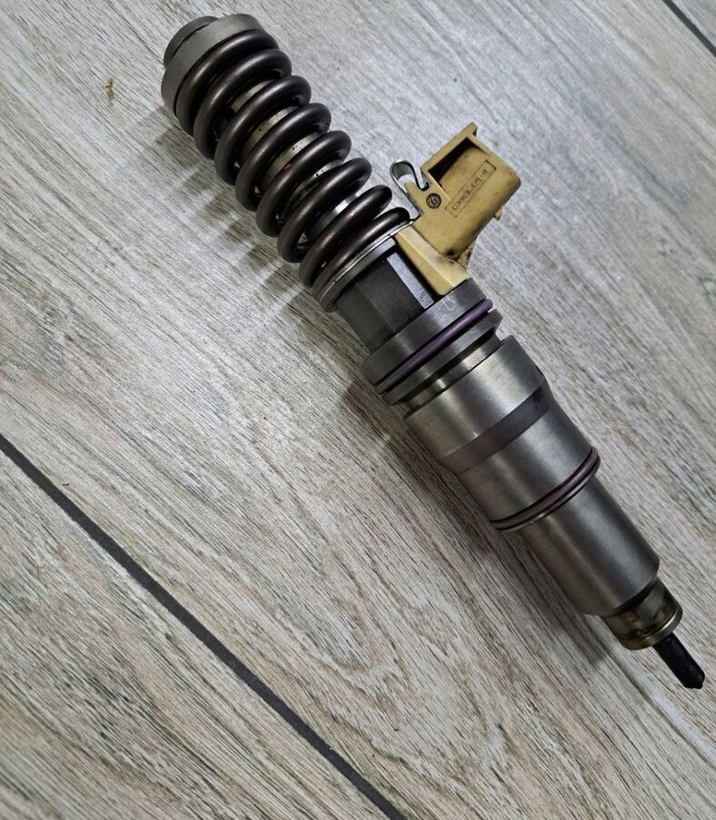 Volvo POMPOWTRYSKIWACZ WTRYSK RENAULT PREMIUM DXI VOLVO FM 9 21582098 - Injector por Camião: foto 2 Volvo POMPOWTRYSKIWACZ WTRYSK RENAULT PREMIUM DXI VOLVO FM 9 21582098 - Injector por Camião: foto 2