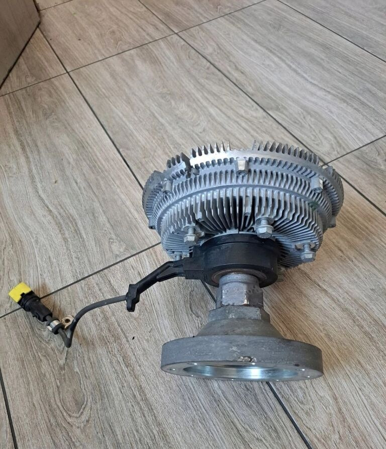 Volvo SPRZEDAM VISCO WISKOZA WENTYLATOR RENAULT GAMA D FL EURO 6 22828598 Volvo - Ventilador por Camião: foto 1 Volvo SPRZEDAM VISCO WISKOZA WENTYLATOR RENAULT GAMA D FL EURO 6 22828598 Volvo - Ventilador por Camião: foto 1