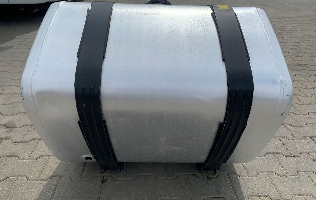 Volvo ZBIORNIK PALIWA RENAULT GAMA T VOLVO FH 4 FM 4 LOW DECK 82x69x56 21516469 - Tanque de combustível por Camião: foto 5 Volvo ZBIORNIK PALIWA RENAULT GAMA T VOLVO FH 4 FM 4 LOW DECK 82x69x56 21516469 - Tanque de combustível por Camião: foto 5