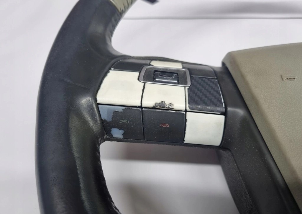 WIELOFUNKCYJNA VOLVO FH 4 FM 4 FMX - Volante de direção: foto 4 WIELOFUNKCYJNA VOLVO FH 4 FM 4 FMX - Volante de direção: foto 4