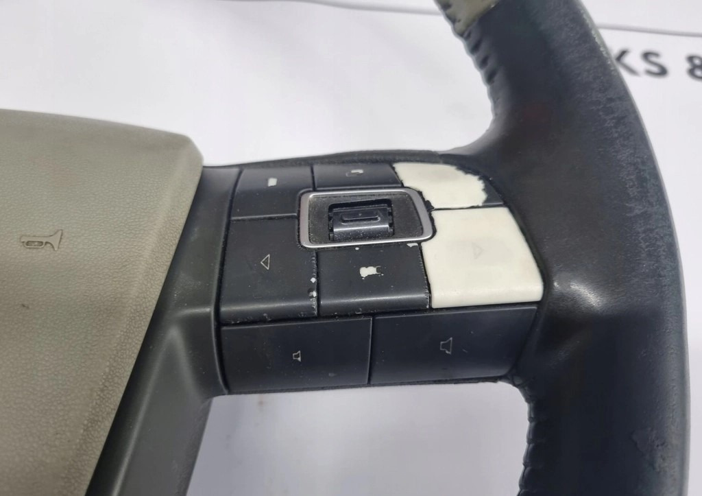 WIELOFUNKCYJNA VOLVO FH 4 FM 4 FMX - Volante de direção: foto 5 WIELOFUNKCYJNA VOLVO FH 4 FM 4 FMX - Volante de direção: foto 5