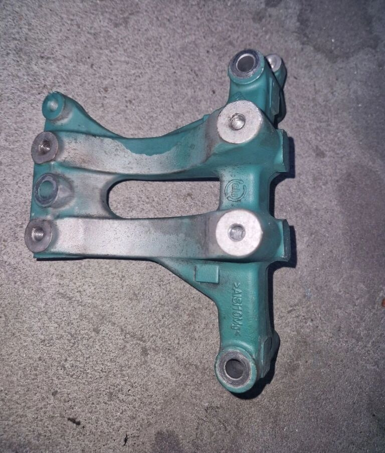 WSPORNIK ŁAPA MOCOWANIE PODSTAWA VOLVO FH 16 D16K 21938087 Volvo FH 16 D16K 21938087 Volvo VOLVO FH 16 D16K 21938087 - Carroceria e exterior por Camião: foto 2 WSPORNIK ŁAPA MOCOWANIE PODSTAWA VOLVO FH 16 D16K 21938087 Volvo FH 16 D16K 21938087 Volvo VOLVO FH 16 D16K 21938087 - Carroceria e exterior por Camião: foto 2