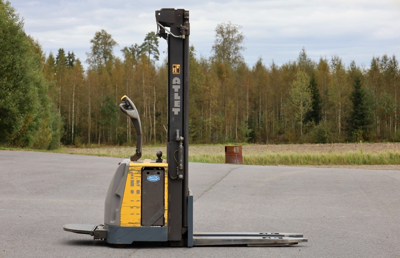 Atlet TS / 140 - Stacker: foto 1 Atlet TS / 140 - Stacker: foto 1
