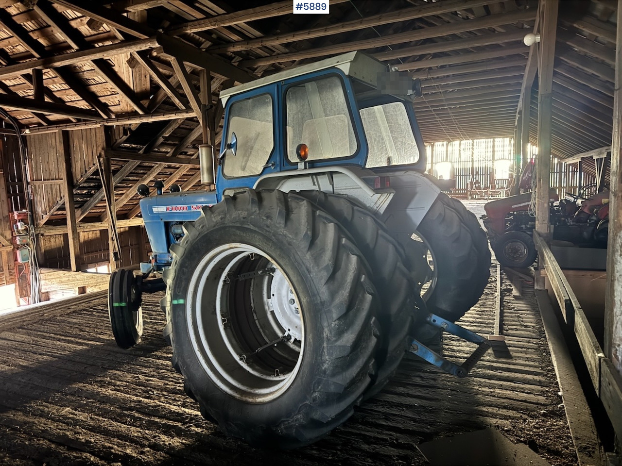 1975 Ford 5000 w/ Twin Wheels - Trator: foto 4 1975 Ford 5000 w/ Twin Wheels - Trator: foto 4