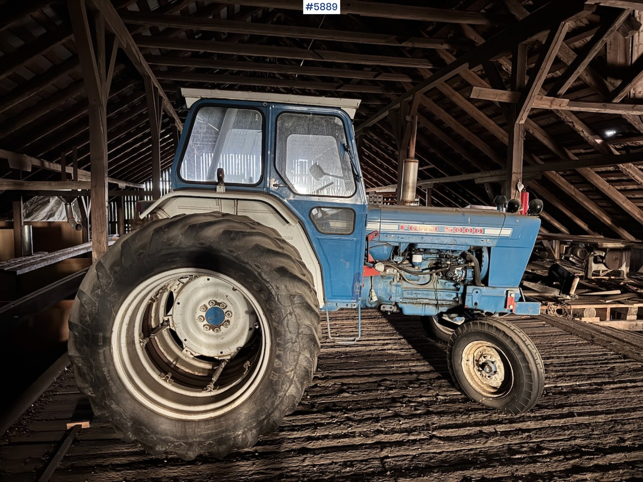 1975 Ford 5000 w/ Twin Wheels - Trator: foto 5 1975 Ford 5000 w/ Twin Wheels - Trator: foto 5