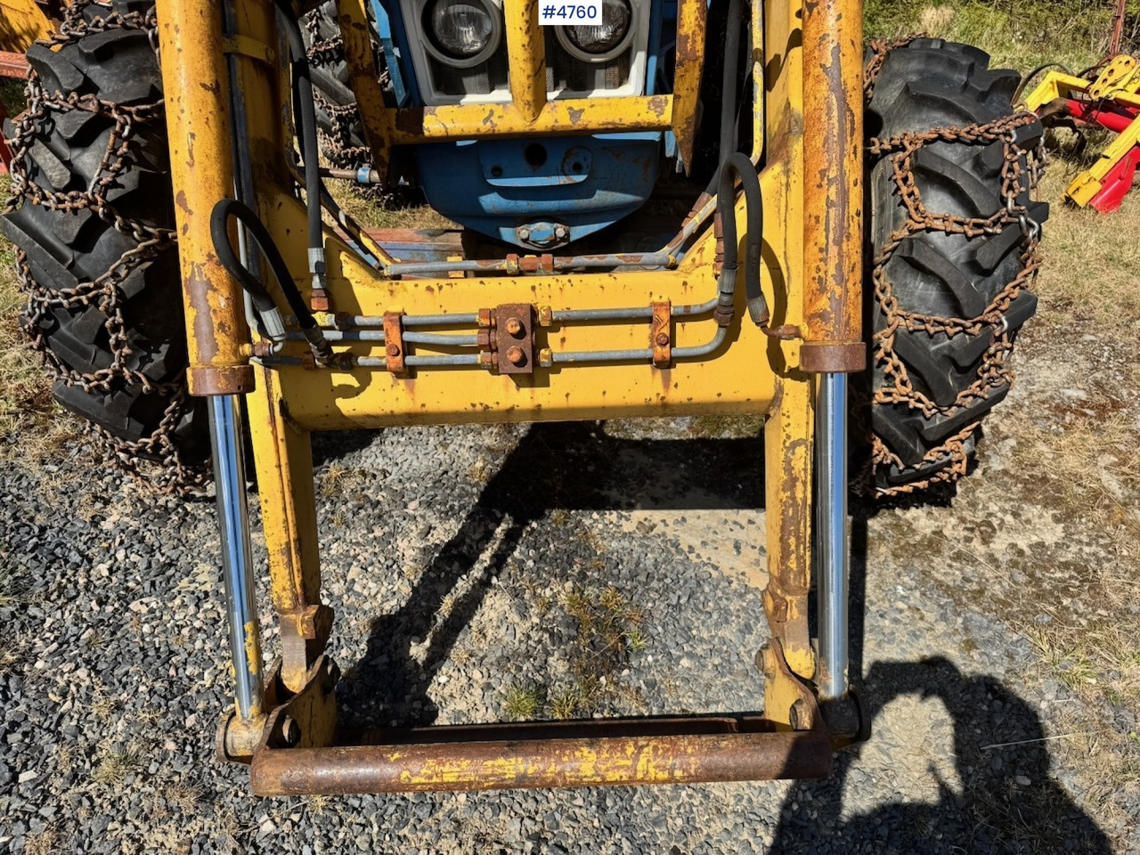 Trator 1978 Ford 6600 4x4 w/ Front Loader, Bucket, Twin Wheels and Winch.: foto 13