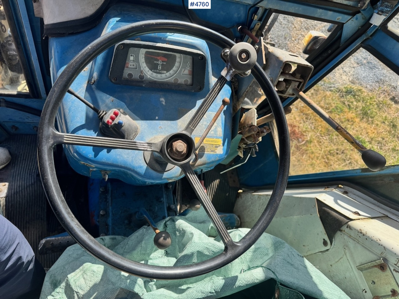 Trator 1978 Ford 6600 4x4 w/ Front Loader, Bucket, Twin Wheels and Winch.: foto 18