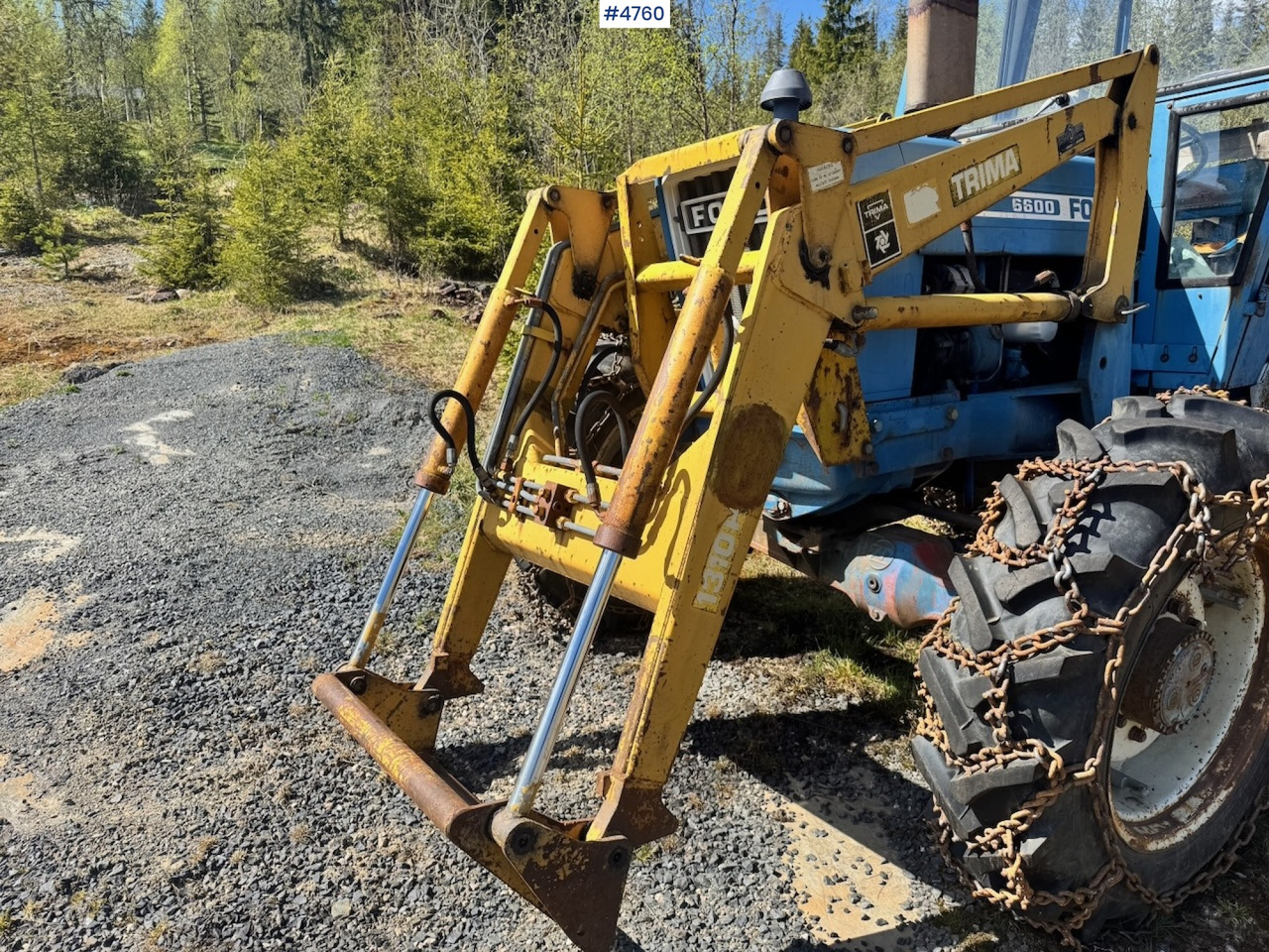 Trator 1978 Ford 6600 4x4 w/ Front Loader, Bucket, Twin Wheels and Winch.: foto 11