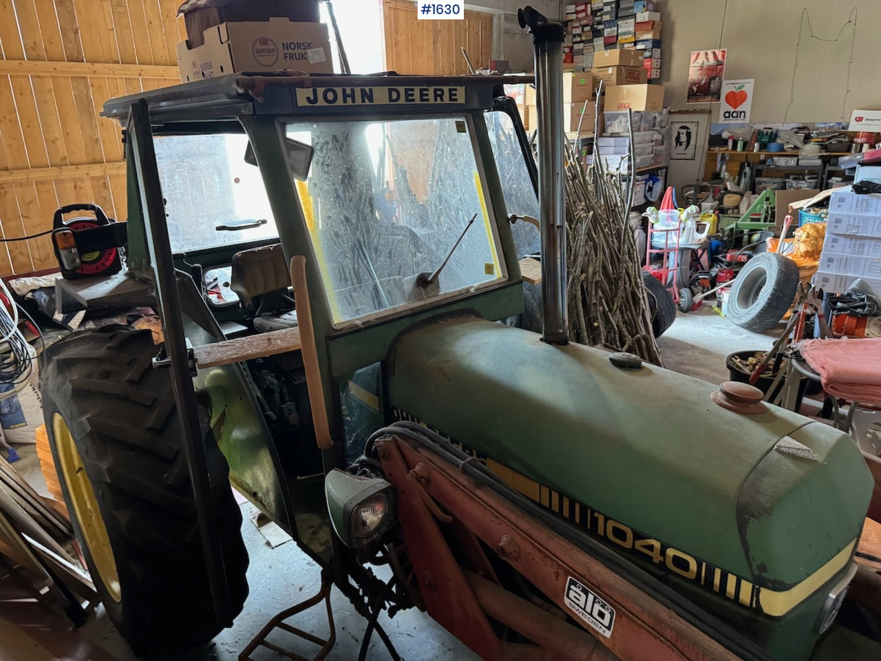 1981 John Deere 1040 w/ front loader & triangle - Trator: foto 5 1981 John Deere 1040 w/ front loader & triangle - Trator: foto 5