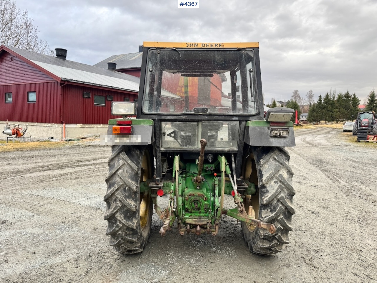 1982 John Deere 1140 4x2 Tractor w/ Twin Wheels and Chains. - Trator: foto 4 1982 John Deere 1140 4x2 Tractor w/ Twin Wheels and Chains. - Trator: foto 4