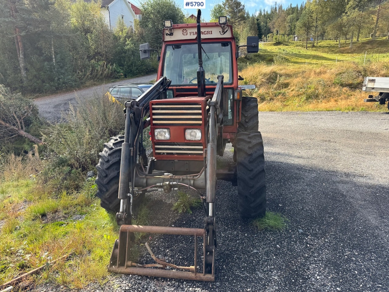 1986 Fiat 70-90 DT w/ front loader. - Trator: foto 3 1986 Fiat 70-90 DT w/ front loader. - Trator: foto 3