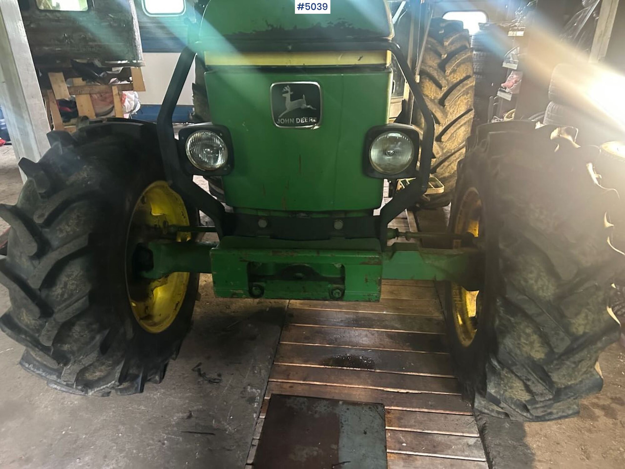 1987 John Deere 2850 Synchron w/ front loader - Trator: foto 5 1987 John Deere 2850 Synchron w/ front loader - Trator: foto 5