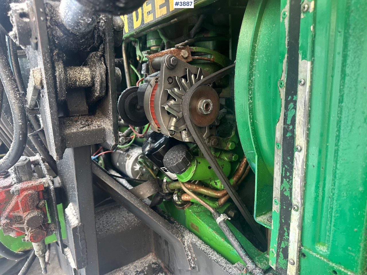 Leasing de  1987 John Deere Power Synchron 2450 4x4 w/ Quicke 4300 front loader, snow blower and gravel bucket. WATCH VIDEO. 1987 John Deere Power Synchron 2450 4x4 w/ Quicke 4300 front loader, snow blower and gravel bucket. WATCH VIDEO.: foto 28