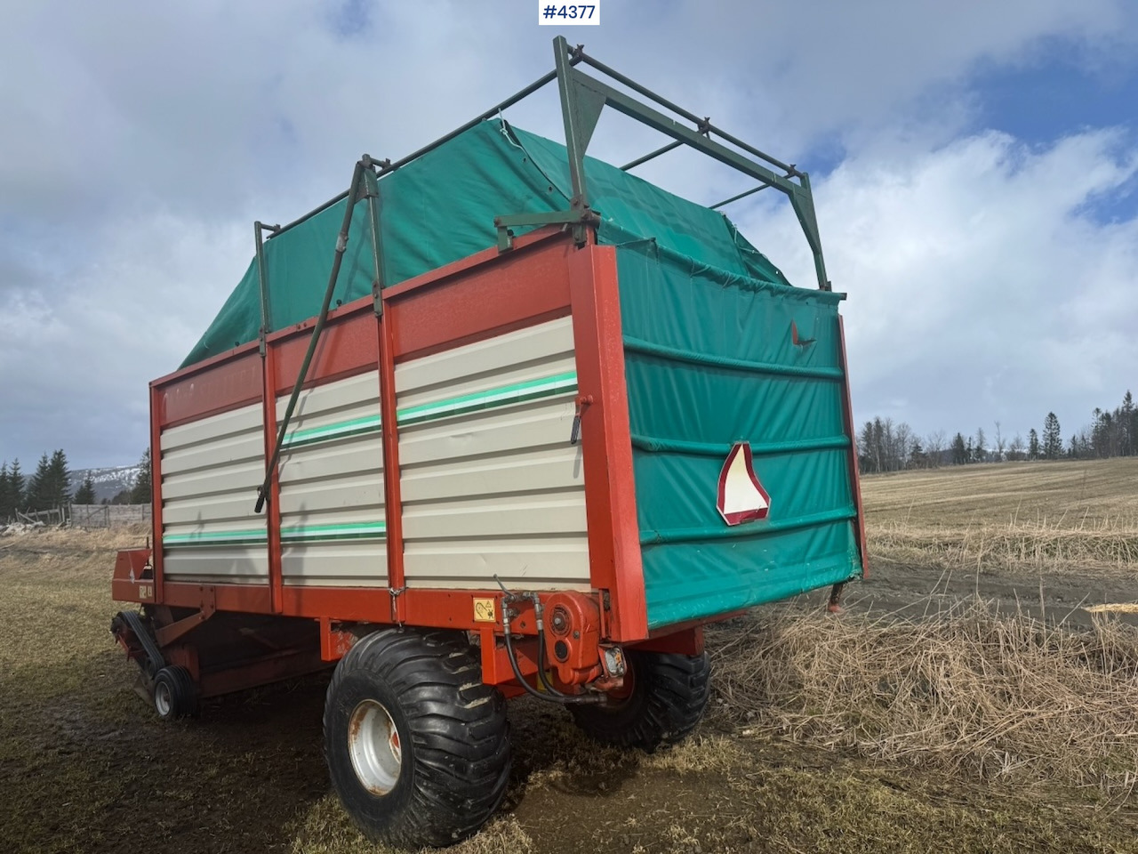 1990 Orkel Splitt 14 forage wagon - Máquina para produção de feno: foto 4 1990 Orkel Splitt 14 forage wagon - Máquina para produção de feno: foto 4