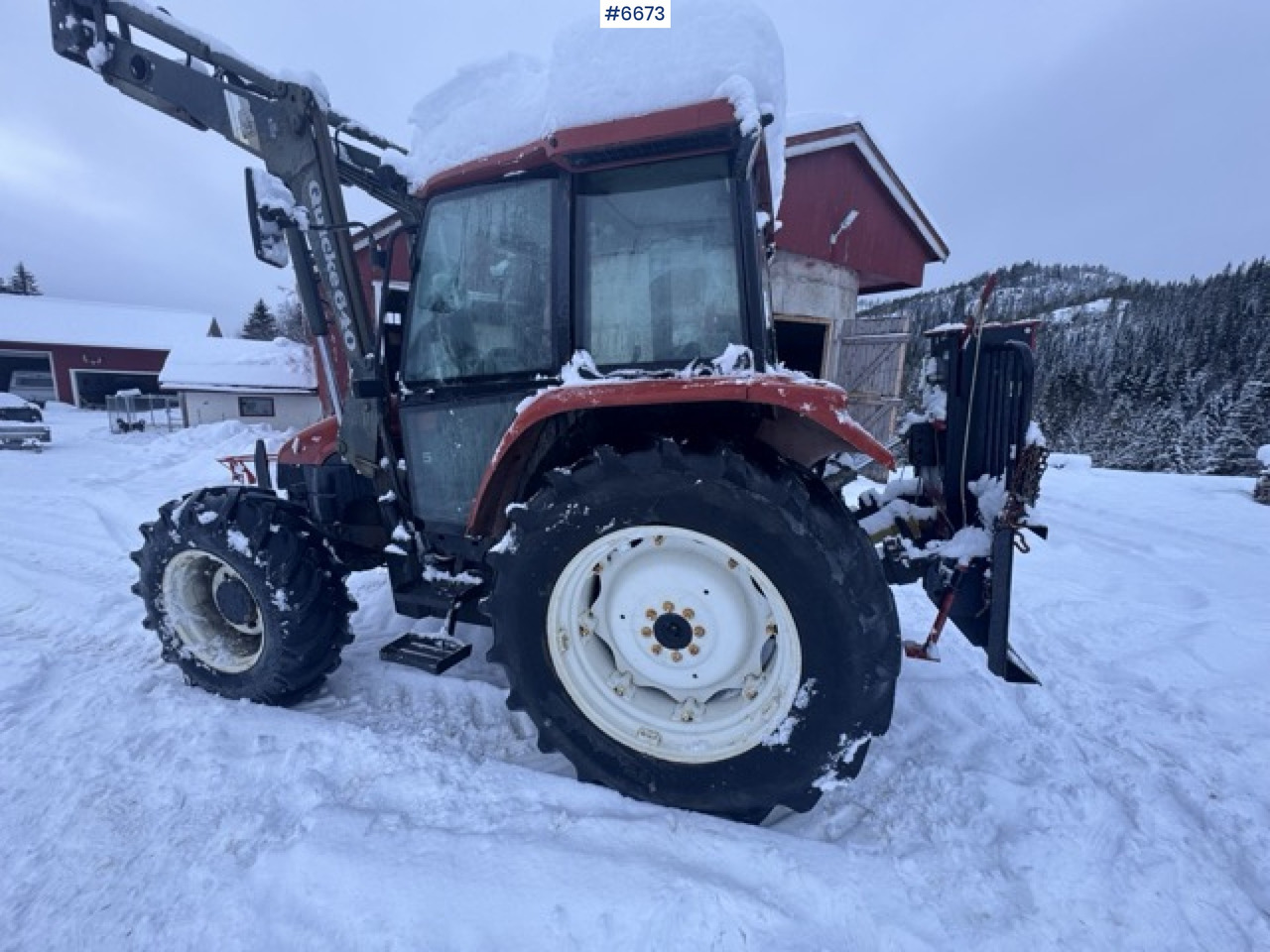 1996 New Holland L75 with front loader and 3rd function - Trator: foto 5 1996 New Holland L75 with front loader and 3rd function - Trator: foto 5