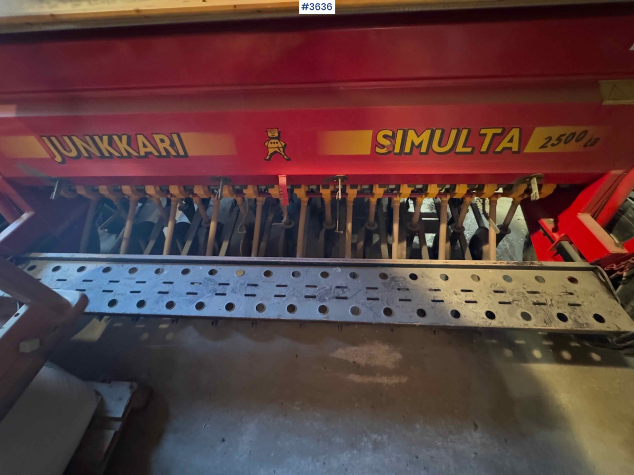 Semeadeira 1997 Junkkari Simulta 2500 seed drill: foto 12 Semeadeira 1997 Junkkari Simulta 2500 seed drill: foto 12