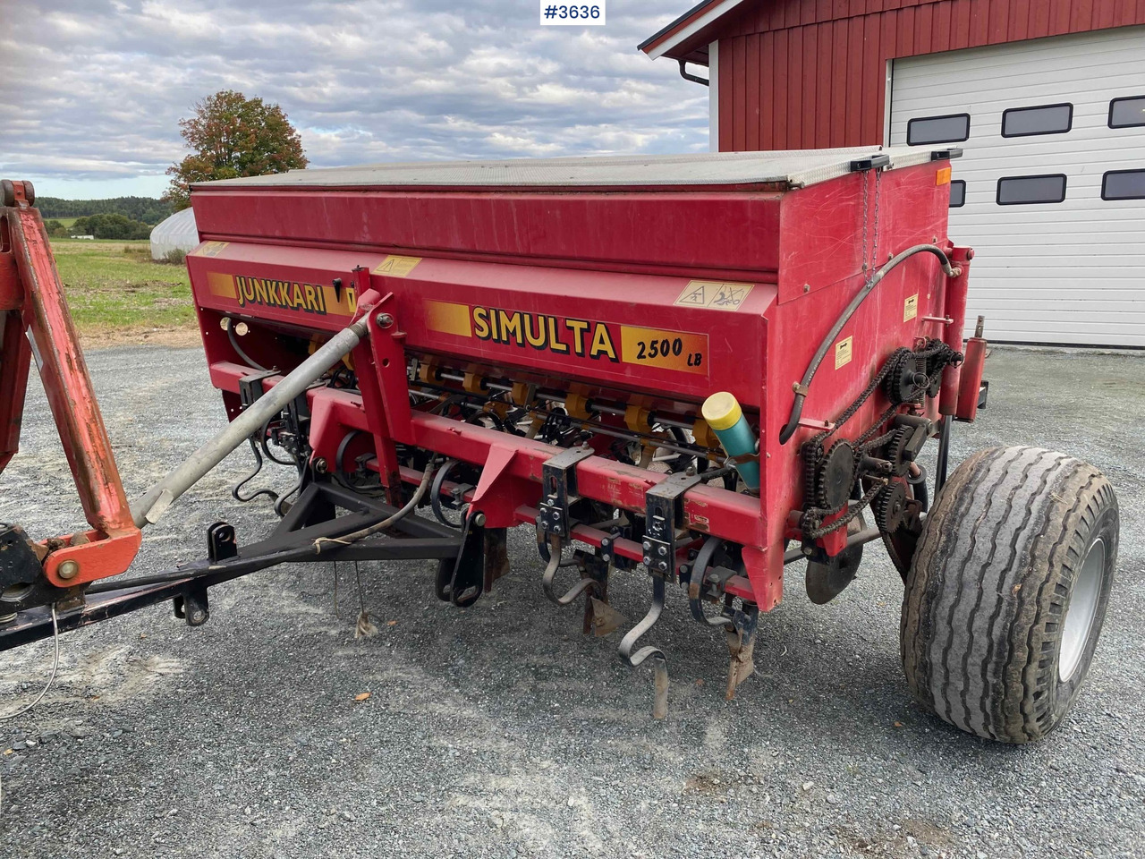 Semeadeira 1997 Junkkari Simulta 2500 seed drill: foto 6 Semeadeira 1997 Junkkari Simulta 2500 seed drill: foto 6