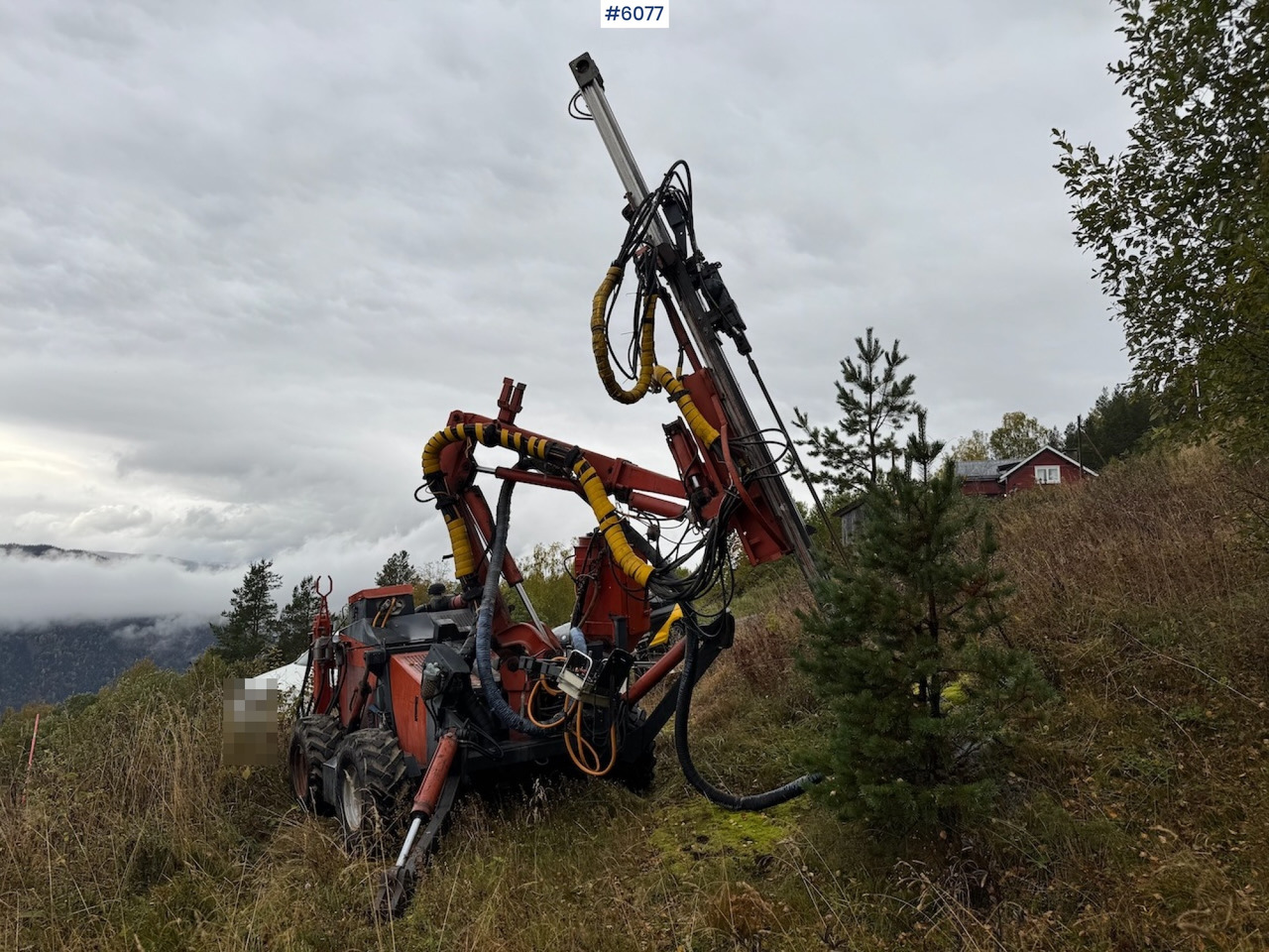 1997 Tamrock Commando 300 - Máquina de perfuração: foto 4 1997 Tamrock Commando 300 - Máquina de perfuração: foto 4