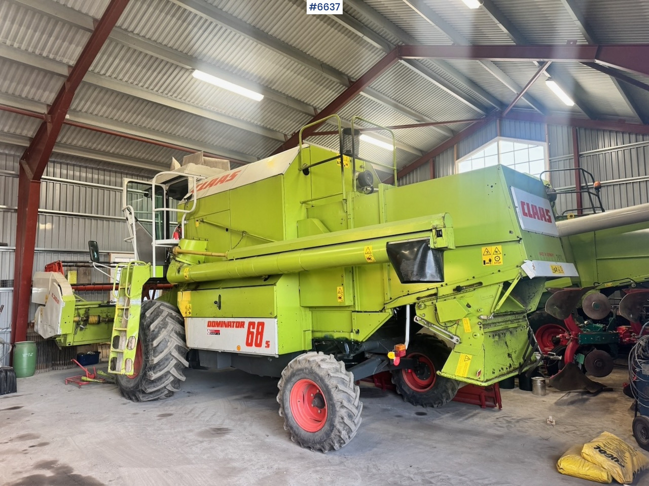 1999 Claas Dominator 68 S combine harvester with twin wheels. Well-maintained / Recently upgraded! - Ceifeira debulhadora: foto 4 1999 Claas Dominator 68 S combine harvester with twin wheels. Well-maintained / Recently upgraded! - Ceifeira debulhadora: foto 4