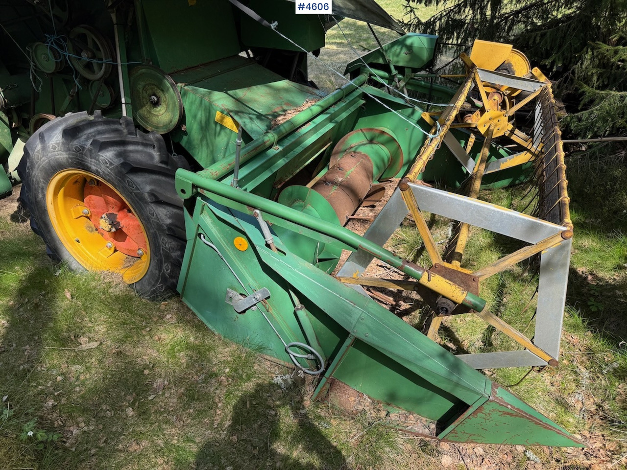 2 Volvo BM Aktiv 800 threshers - Ceifeira debulhadora: foto 3 2 Volvo BM Aktiv 800 threshers - Ceifeira debulhadora: foto 3