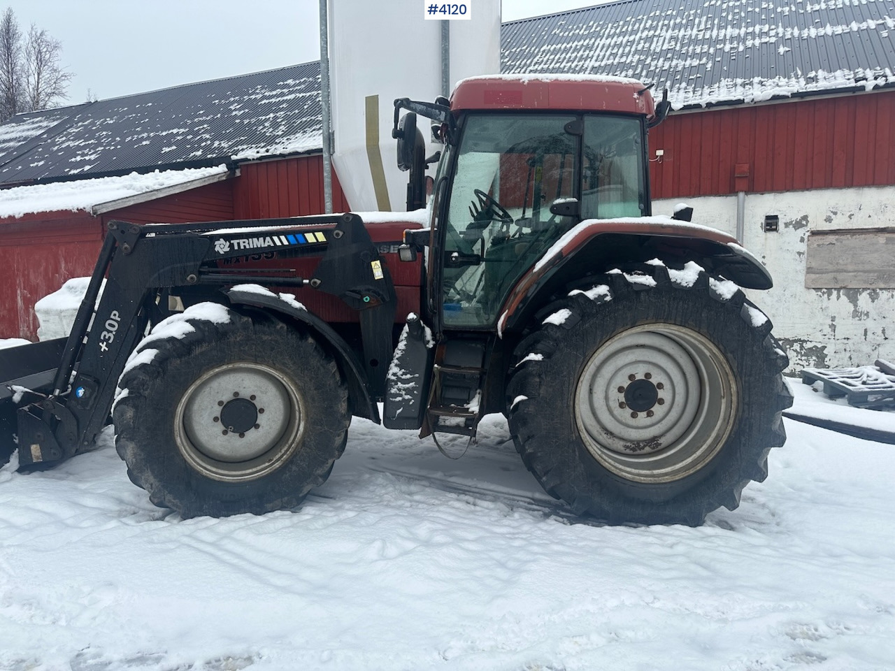 2002 CASE MX 135 MAXXUM 4x4 tractor with front loader. - Trator: foto 2 2002 CASE MX 135 MAXXUM 4x4 tractor with front loader. - Trator: foto 2