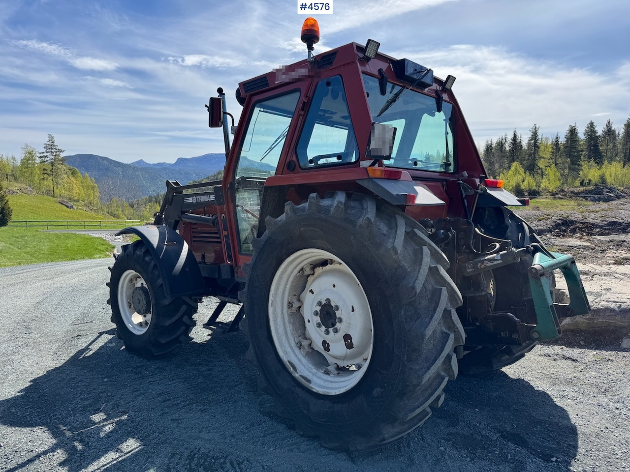 2002 Fiat 110-90 DT w/front loader. 1590 hours! - Trator: foto 2 2002 Fiat 110-90 DT w/front loader. 1590 hours! - Trator: foto 2