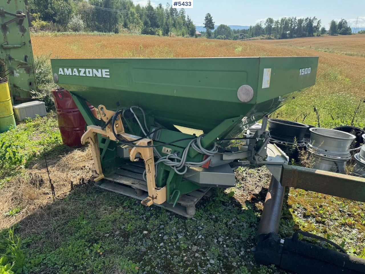 2003 Amazone ZA-M 1500 - Distribuidor de fertilizantes: foto 1 2003 Amazone ZA-M 1500 - Distribuidor de fertilizantes: foto 1