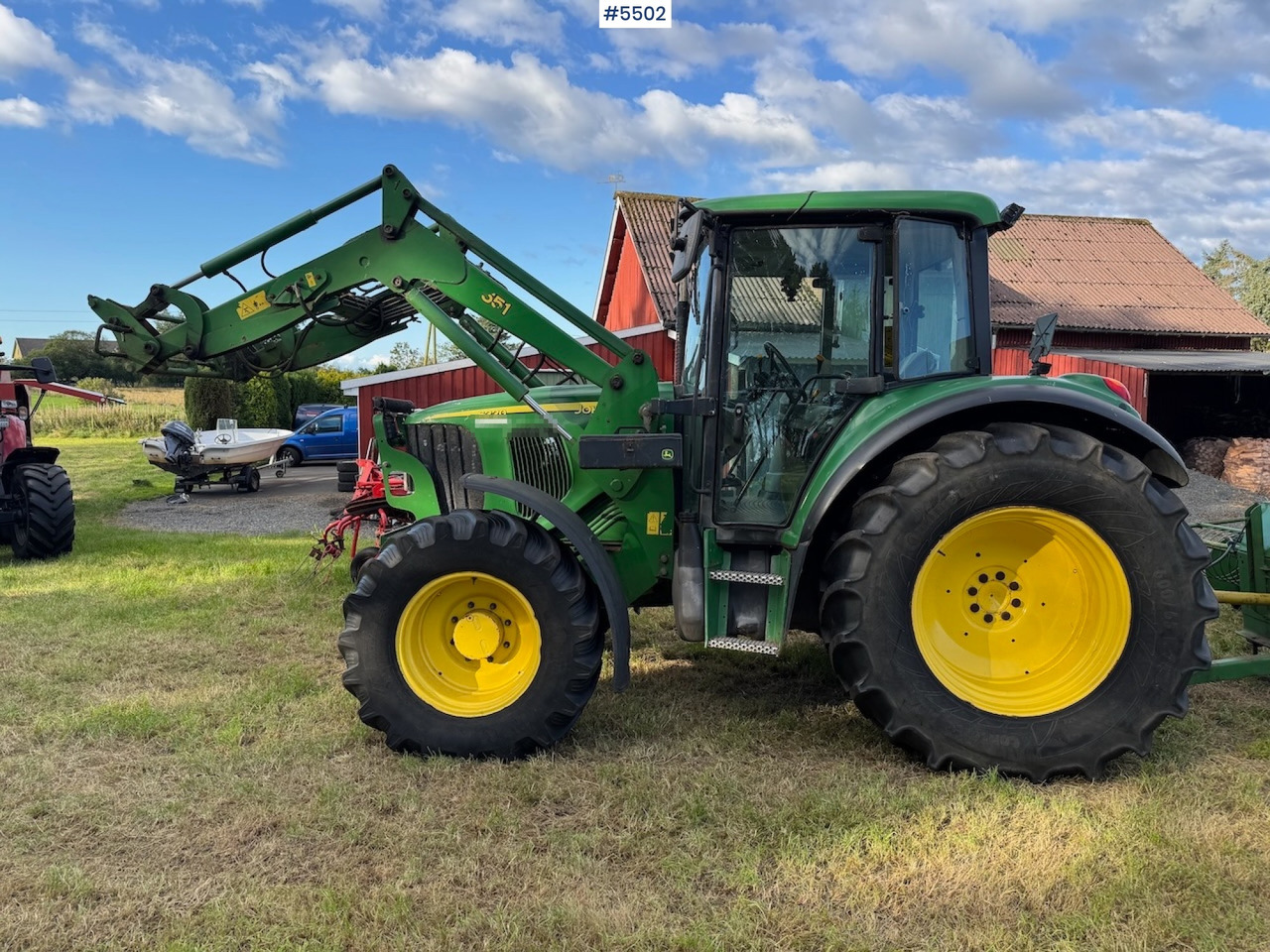2004 John Deere 6220 w/front loader - Trator: foto 1 2004 John Deere 6220 w/front loader - Trator: foto 1