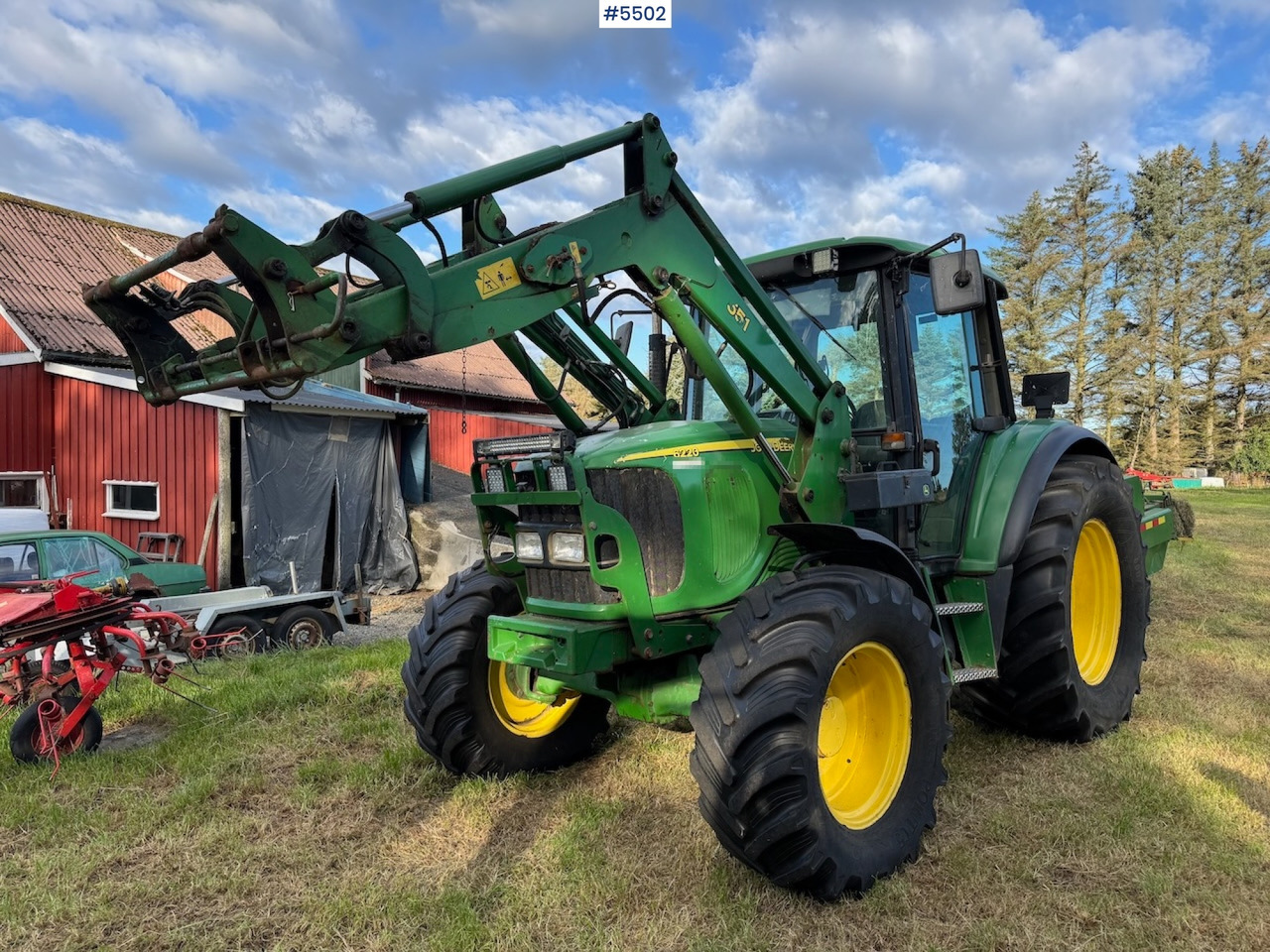 2004 John Deere 6220 w/front loader - Trator: foto 2 2004 John Deere 6220 w/front loader - Trator: foto 2