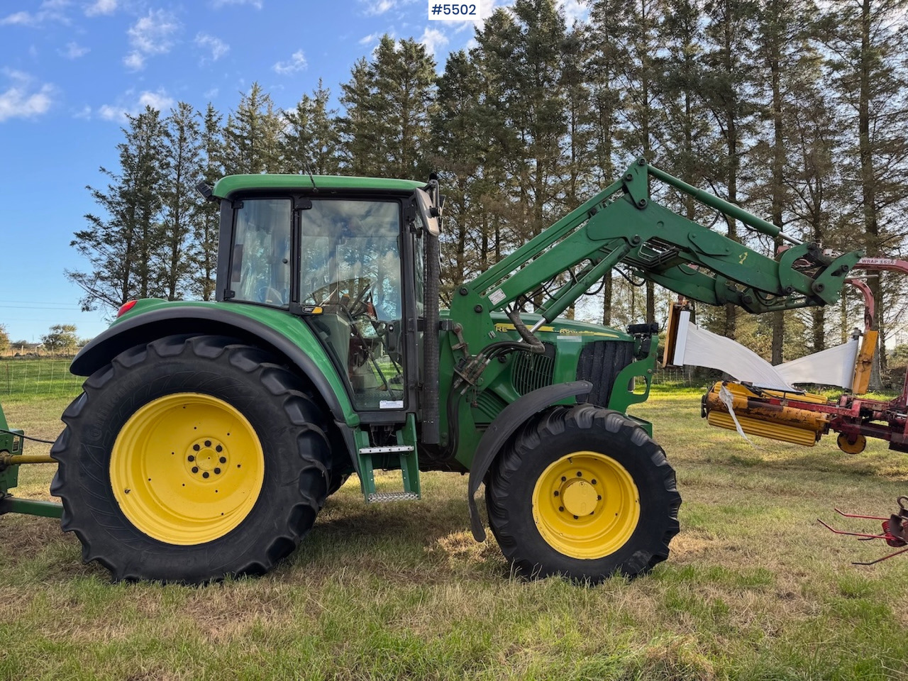 2004 John Deere 6220 w/front loader - Trator: foto 5 2004 John Deere 6220 w/front loader - Trator: foto 5