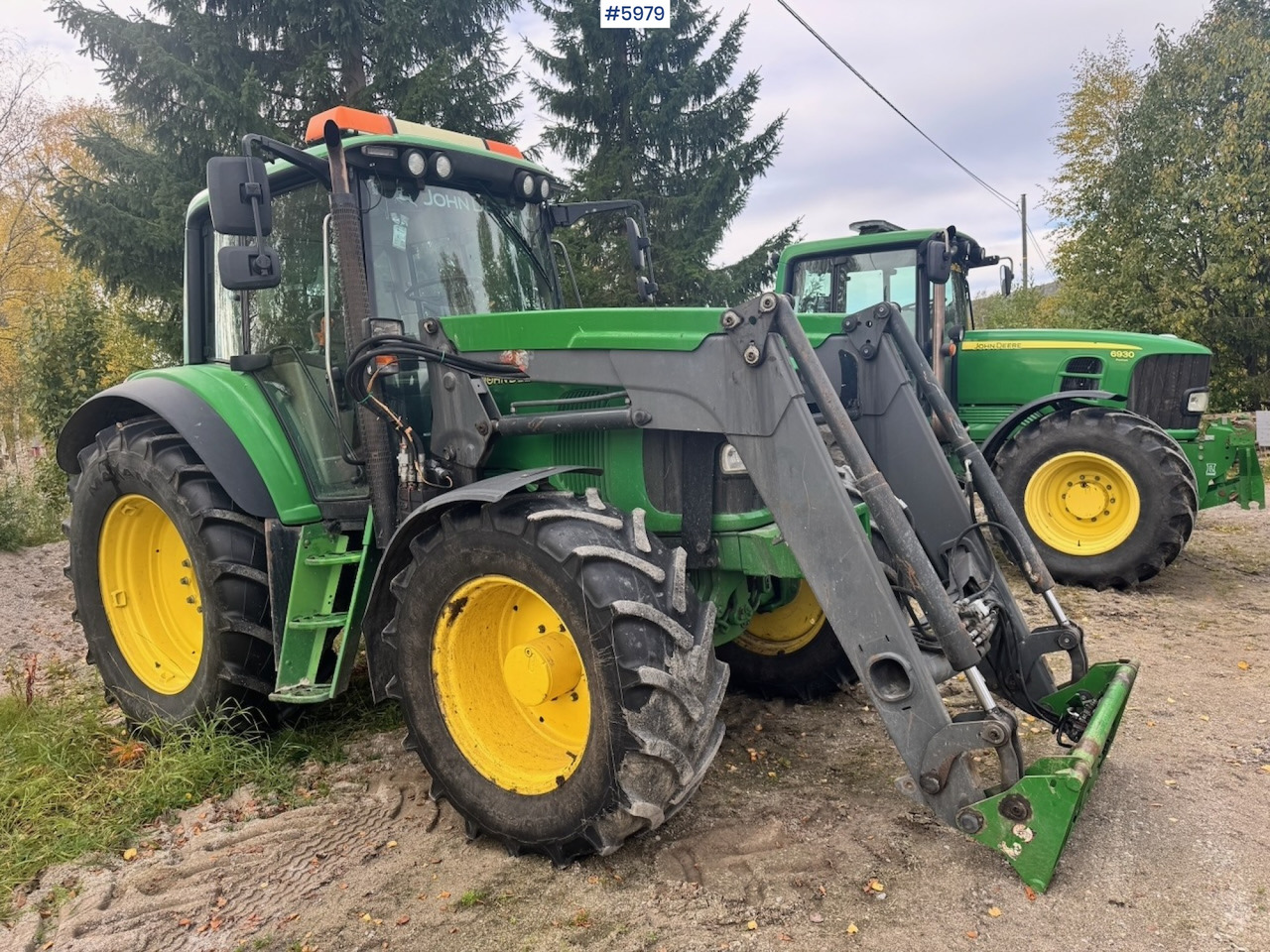 2005 John Deere 6420 with Front Loader - Trator: foto 2 2005 John Deere 6420 with Front Loader - Trator: foto 2