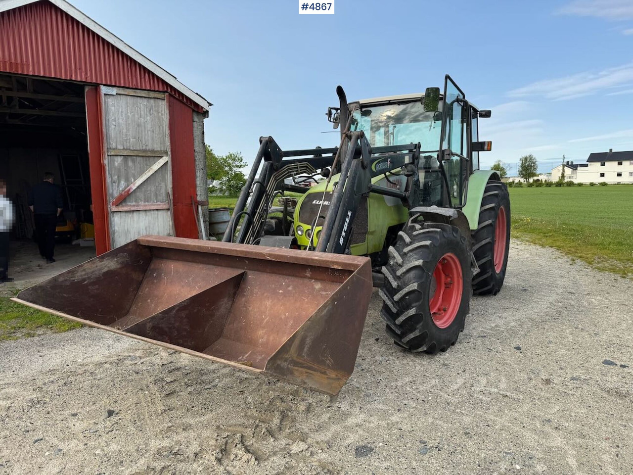 2007 Claas Celtis 446 with front loader, pallet forks, and bucket - Trator: foto 2 2007 Claas Celtis 446 with front loader, pallet forks, and bucket - Trator: foto 2
