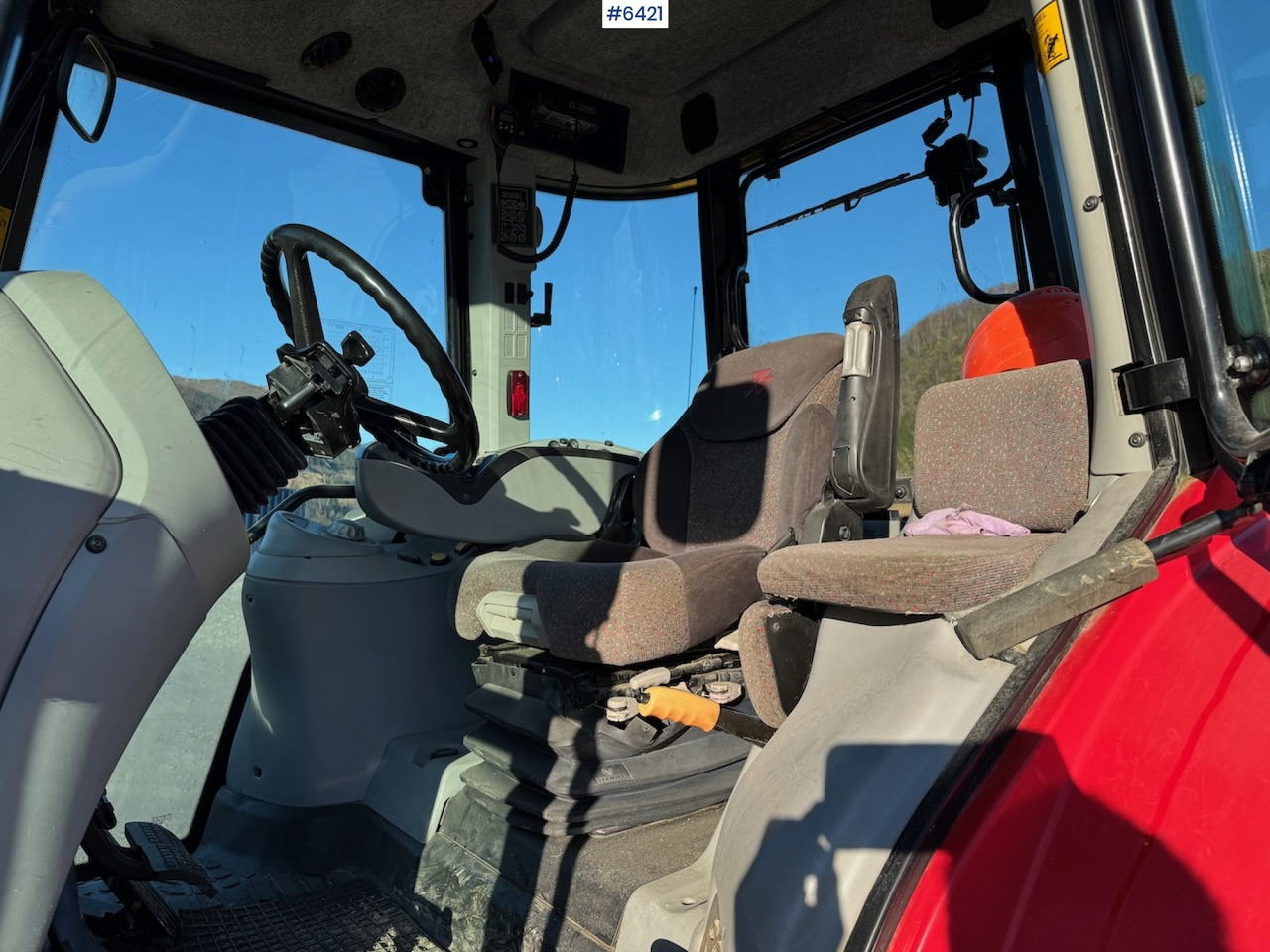 Trator 2009 Massey Ferguson 6455 Dyna-6 w/ front loader.: foto 20