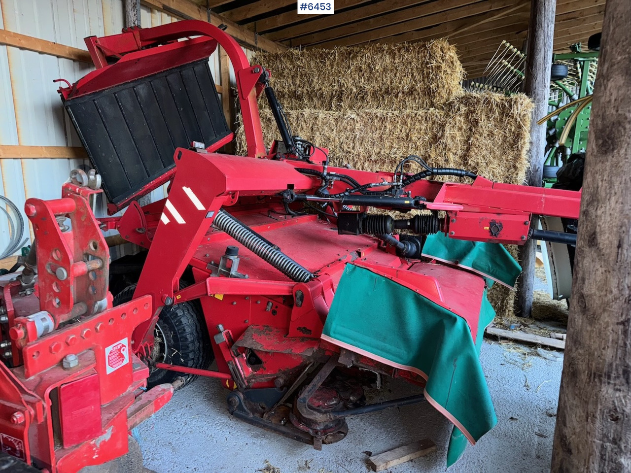 2011 Kverneland Taarup 4332 CT w/ BX Assembly belt - Máquina para produção de feno: foto 2 2011 Kverneland Taarup 4332 CT w/ BX Assembly belt - Máquina para produção de feno: foto 2