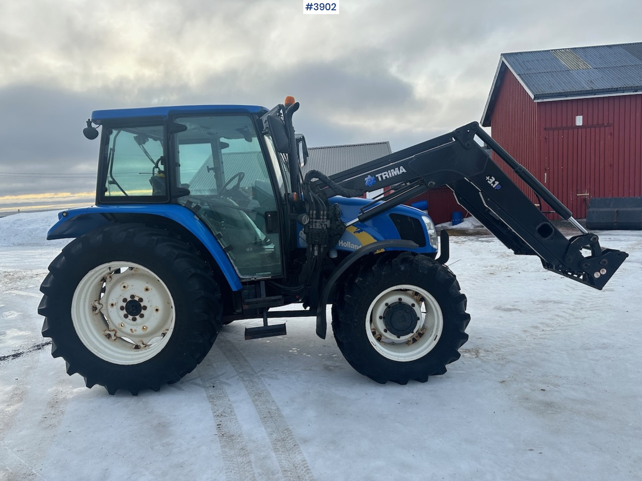 2011 New Holland T5070 4x4 m/ frontlaster - Trator: foto 5 2011 New Holland T5070 4x4 m/ frontlaster - Trator: foto 5