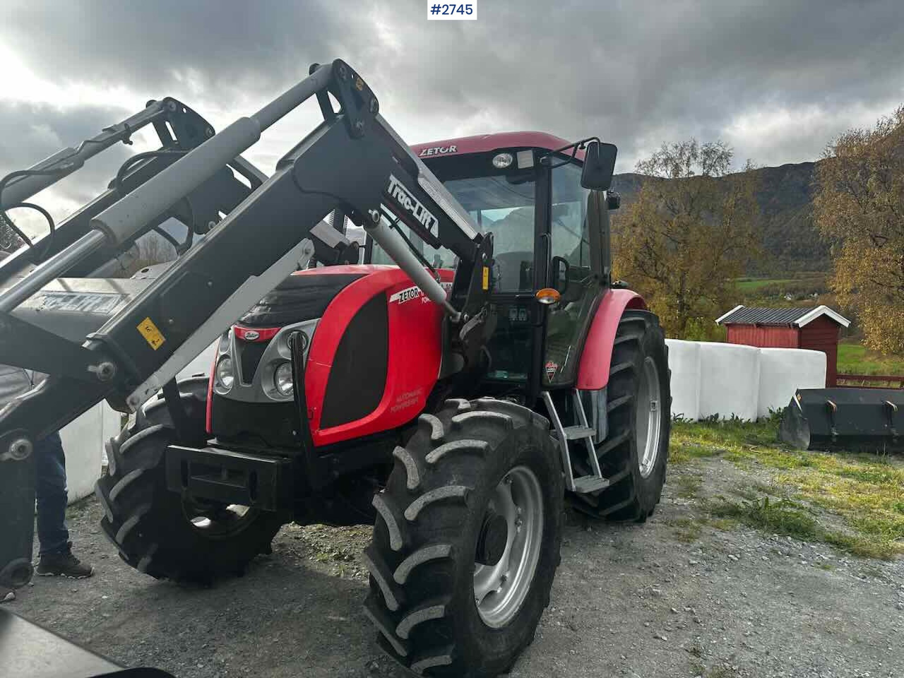 2012 ZETOR PROXIMA POWER 90 w/ Trac-lift Front loader and Bucket - Trator: foto 3 2012 ZETOR PROXIMA POWER 90 w/ Trac-lift Front loader and Bucket - Trator: foto 3