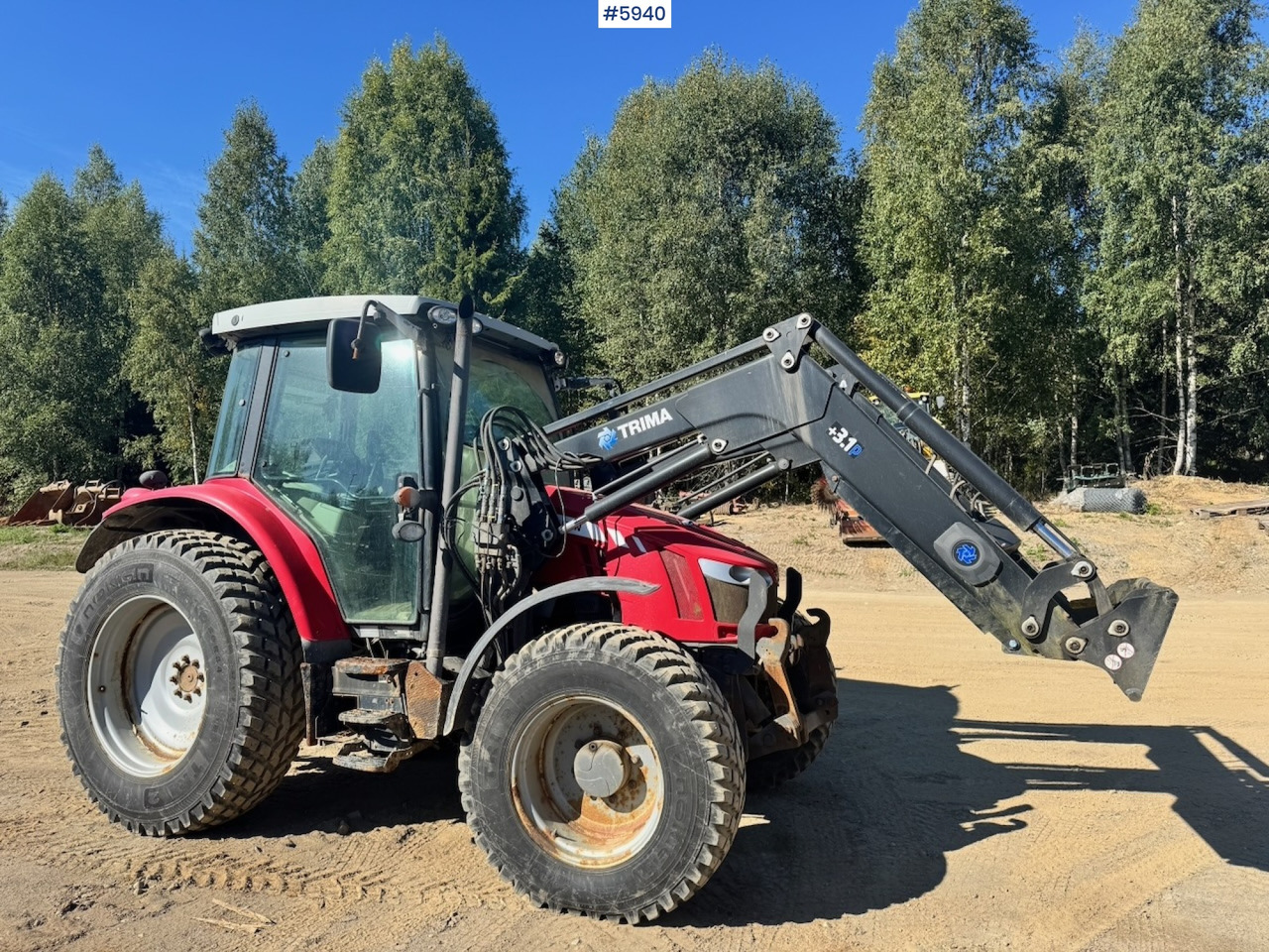 2014 Massey Ferguson 5610 w/ Front Loader and Hydraulics. 1950 hours! - Trator: foto 2 2014 Massey Ferguson 5610 w/ Front Loader and Hydraulics. 1950 hours! - Trator: foto 2