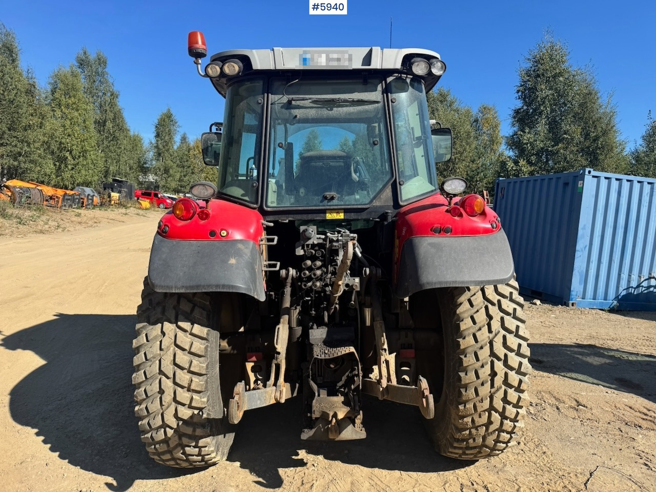 2014 Massey Ferguson 5610 w/ Front Loader and Hydraulics. 1950 hours! - Trator: foto 5 2014 Massey Ferguson 5610 w/ Front Loader and Hydraulics. 1950 hours! - Trator: foto 5