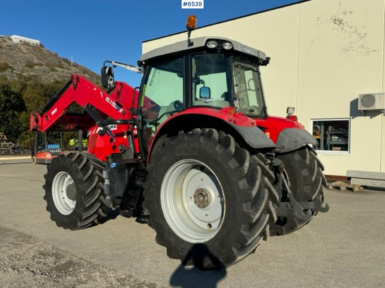 2014 Massey Ferguson MF7616 with loader and 3rd function! - Trator: foto 4 2014 Massey Ferguson MF7616 with loader and 3rd function! - Trator: foto 4