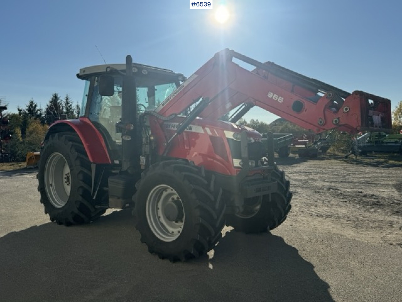 2014 Massey Ferguson MF7616 with loader and 3rd function! - Trator: foto 2 2014 Massey Ferguson MF7616 with loader and 3rd function! - Trator: foto 2