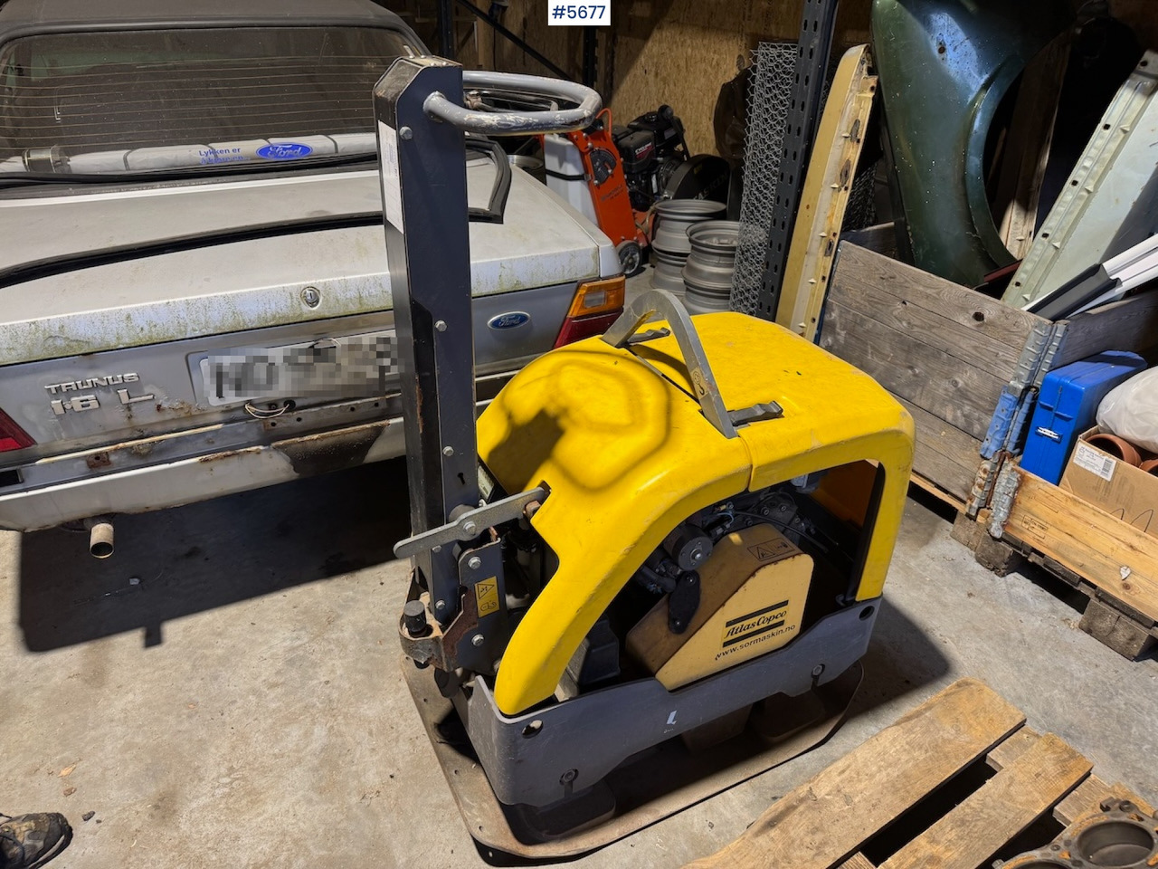 2015 Atlas Copco LG 400 Vibro Plate. - Placas vibratórias: foto 1 2015 Atlas Copco LG 400 Vibro Plate. - Placas vibratórias: foto 1