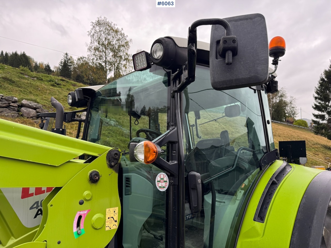 2018 Claas Arion 460 m front loader, front hydraulics and front PTO. - Trator: foto 3 2018 Claas Arion 460 m front loader, front hydraulics and front PTO. - Trator: foto 3