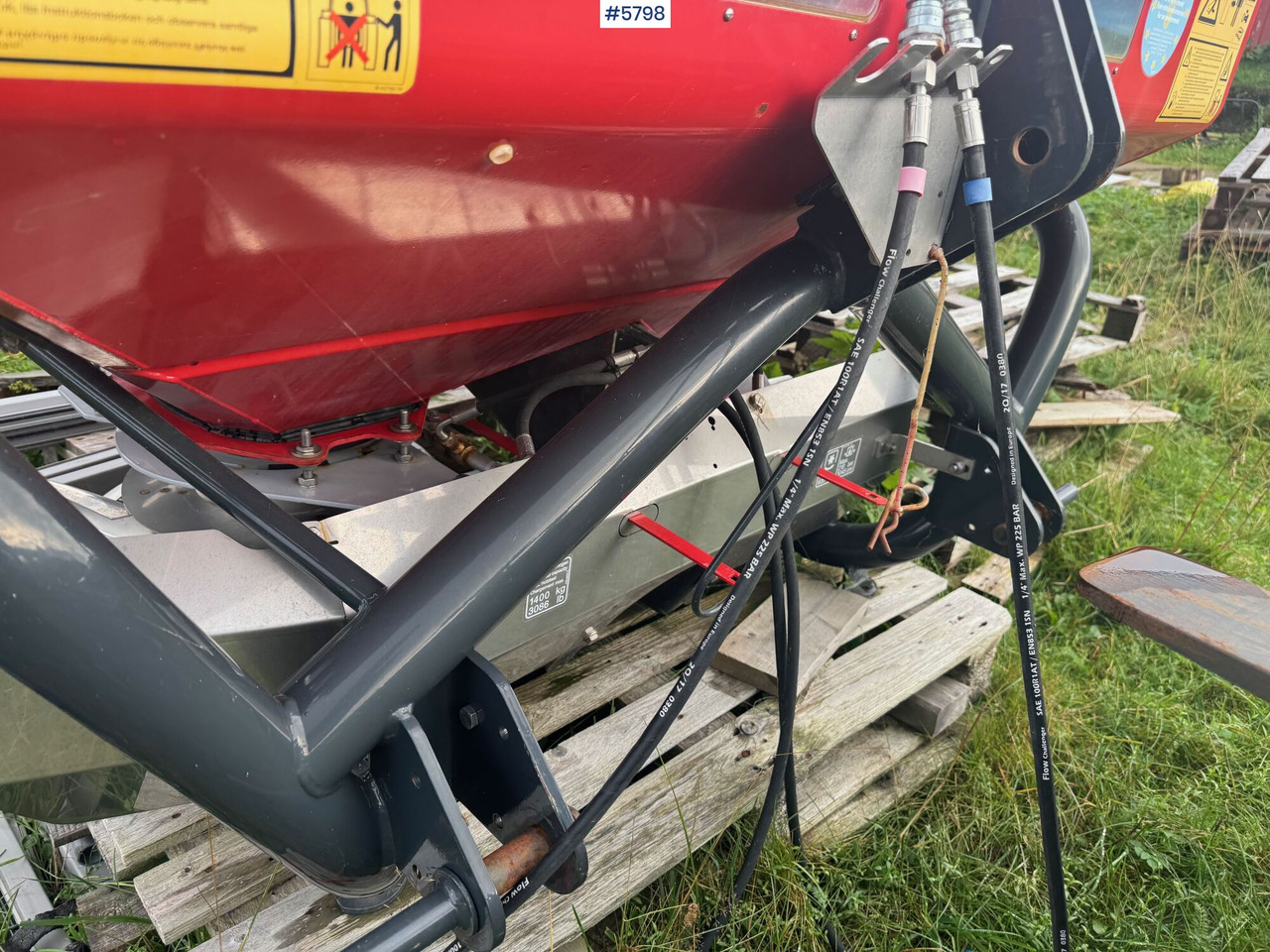 Distribuidor de fertilizantes 2018 Kverneland Manure spreader. Repair project: foto 16 Distribuidor de fertilizantes 2018 Kverneland Manure spreader. Repair project: foto 16