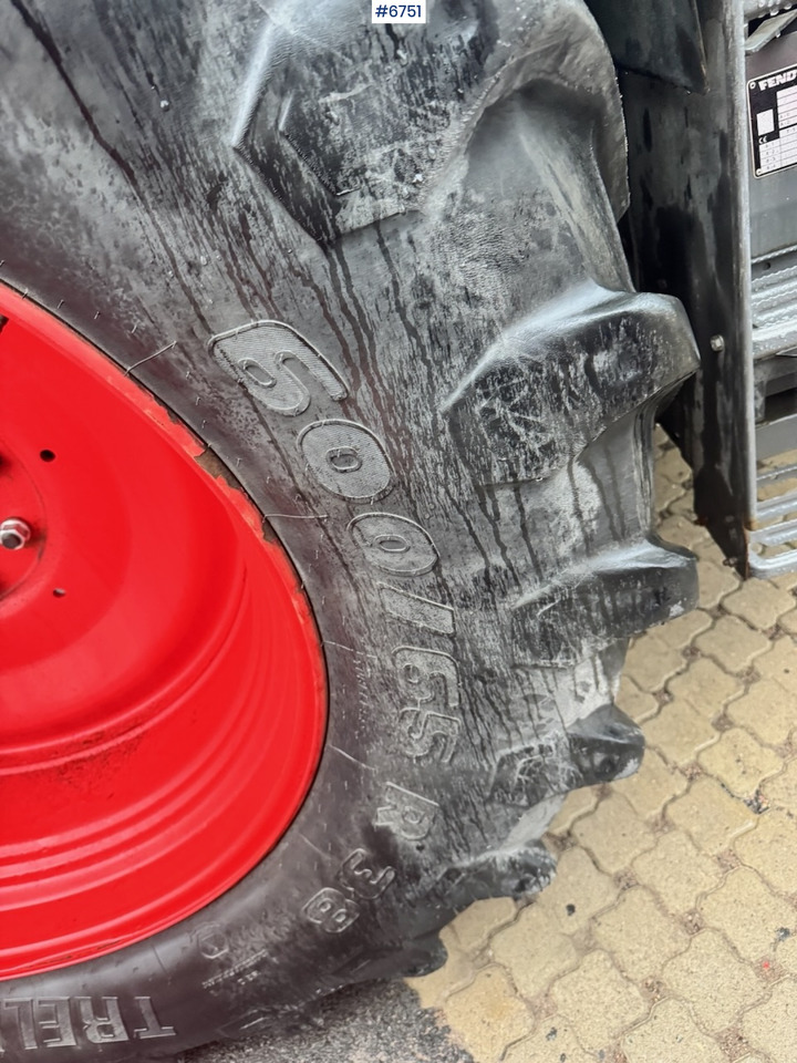 Trator 2019 Fendt 313 Vario w/ Front hydraulics and 2 sets of tires.: foto 15 Trator 2019 Fendt 313 Vario w/ Front hydraulics and 2 sets of tires.: foto 15