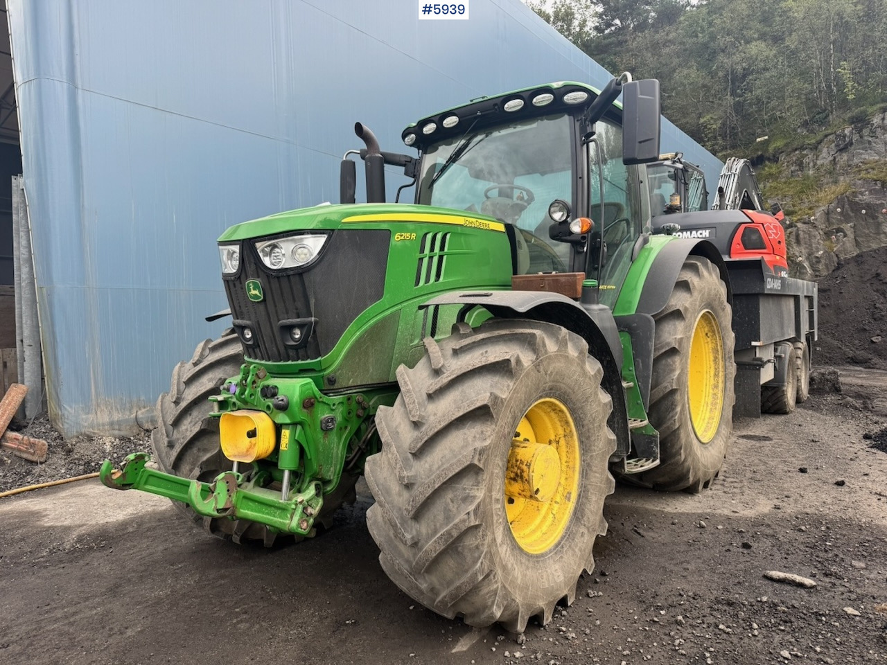 2020 John Deere 6215R w/ Front PTO and hydraulics. 2 sets of tires. - Trator: foto 1 2020 John Deere 6215R w/ Front PTO and hydraulics. 2 sets of tires. - Trator: foto 1