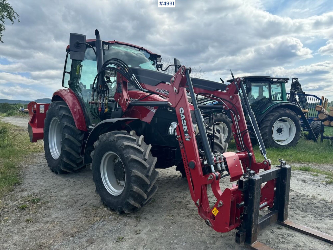 2021 Case IH Famall 75C w/ front loader. 150 Hours! - Trator: foto 1 2021 Case IH Famall 75C w/ front loader. 150 Hours! - Trator: foto 1