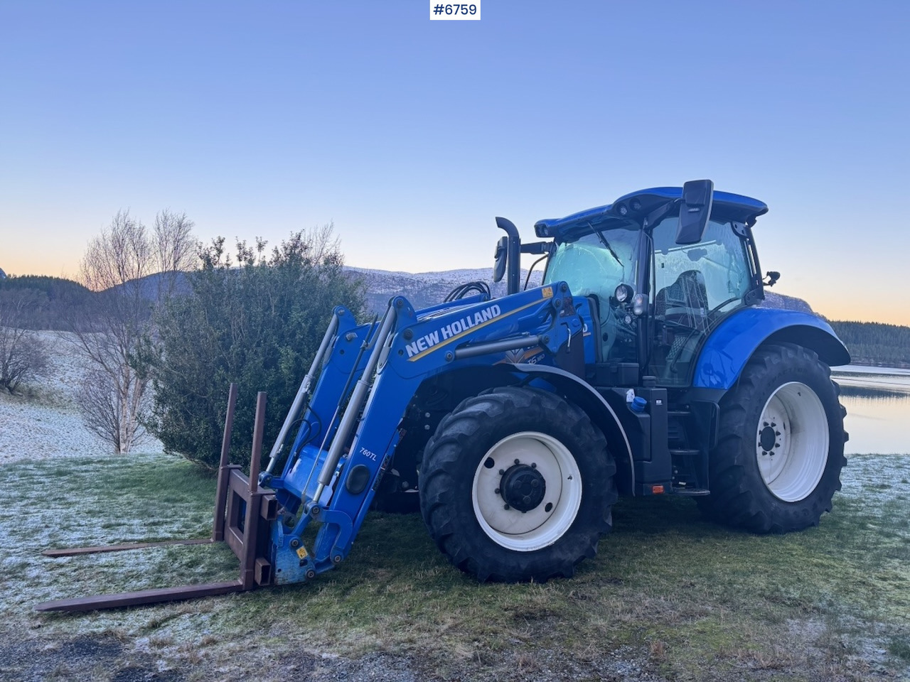 2021 New Holland T6.180 w/ Front loader, 2 sets of tires and Front hydraulics. 2100 hours. - Trator: foto 2 2021 New Holland T6.180 w/ Front loader, 2 sets of tires and Front hydraulics. 2100 hours. - Trator: foto 2