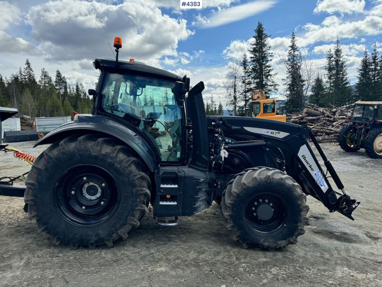 2021 Valtra T234 Versu w/ Quicke Q7 Front Loader - Trator: foto 3 2021 Valtra T234 Versu w/ Quicke Q7 Front Loader - Trator: foto 3