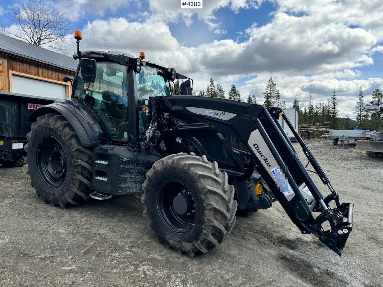 2021 Valtra T234 Versu w/ Quicke Q7 Front Loader - Trator: foto 1 2021 Valtra T234 Versu w/ Quicke Q7 Front Loader - Trator: foto 1